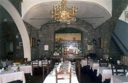 Hotel Fonda Siques Besalú Dış mekan fotoğraf